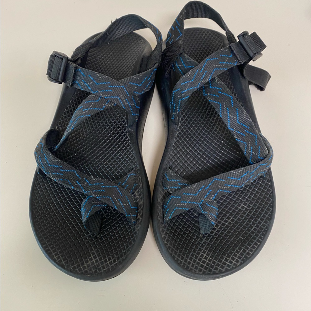 Chaco Z/Cloud‎ 2 Blue Black Sandals Chevron Toe Loop Men's 9/Women's 10